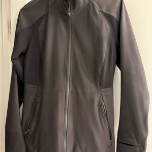 lululemon athletica Black Full-Zip Softshell Jacket